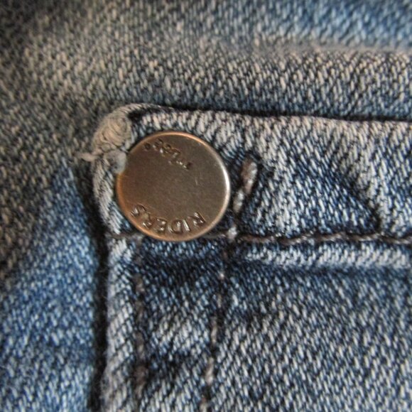 RIDERS BY LEE WOMEN'S SZ 8 M JEANS MED BLUE SLUB STRETCH DENIM MID RISE STR8 LEG - Picture 4 of 11